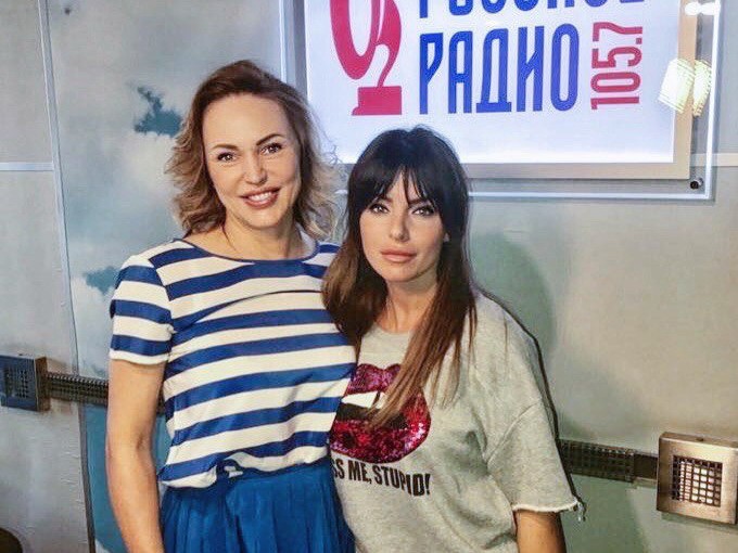 Yuliya Volkova Rasskazala Ob Uvlecheniyah Detej Gosti Russkogo Radio Moskva 105 7