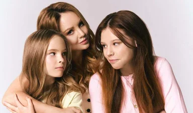 «Она очень мамина»: МакSим о доверительных отношениях со старшей дочерью