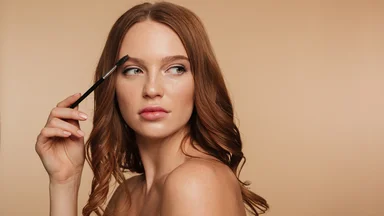 Сила осознанного ухода: как вернуть бровам густоту и здоровье