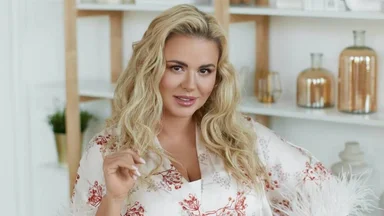 Анна Семенович объяснила, почему считает живые ёлки «деревьями, лишёнными жизни»