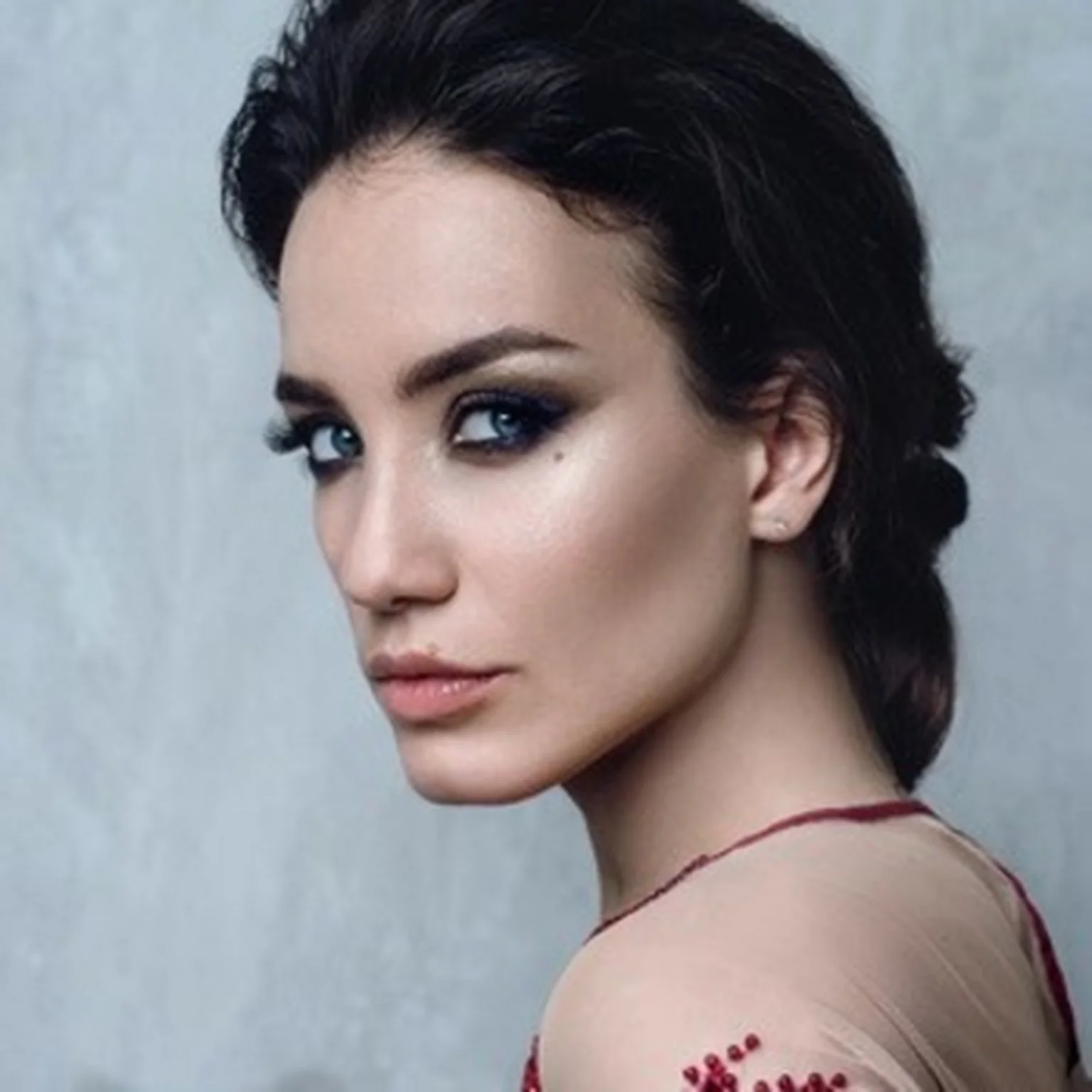 Вика Дайнеко