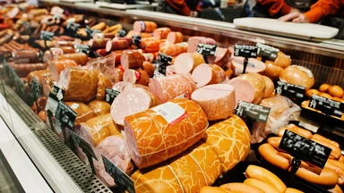 Короткий состав — залог качества: как выбрать колбасу без химии