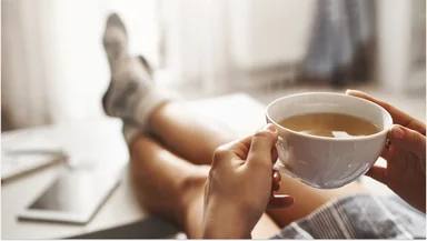 Теанин и серотонин: как зелёный чай влияет на настроение