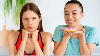 Почему некоторые люди едят и не толстеют: ответ ученых