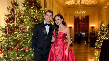 «Мы остались дома»: Алексей Воробьёв и Аида Гарифуллина рассказали, как проводят новогодние выходные 