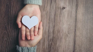 «Тележки добра»: в десяти городах России открываются пункты помощи